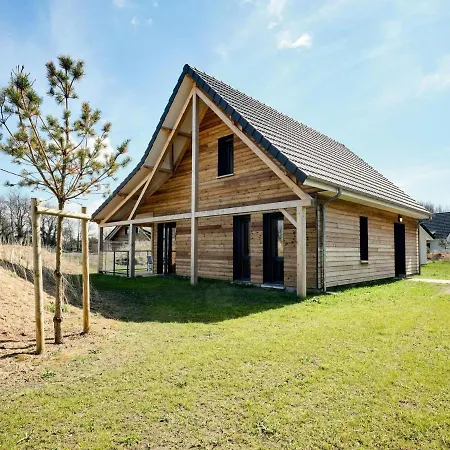 Spacious With A Garden, At 800 M From The Sea Willa Berck