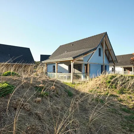 Spacious With A Garden, At 800 M From The Sea *