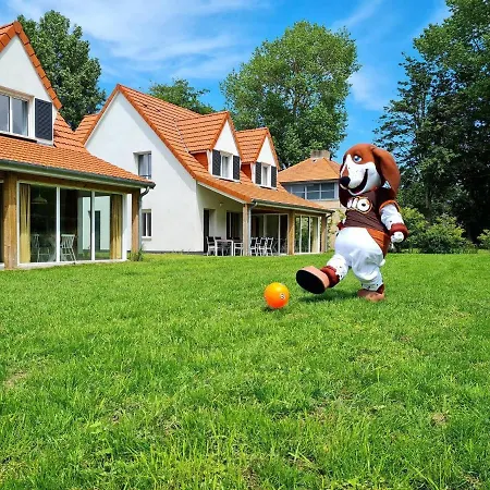 Spacious With A Garden, At 800 M From The Sea * Berck